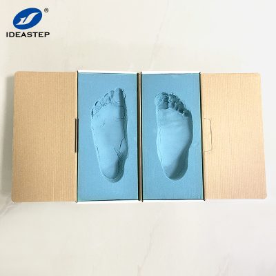 scatola dell'impronta del piede