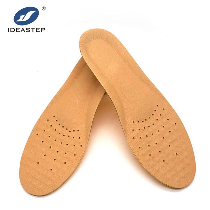 Insole Brògan Casual le sruthadh adhair agus feart massage le insoles polyurethane