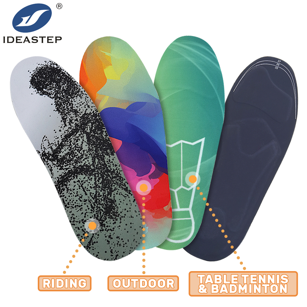 Heat moldable insoles