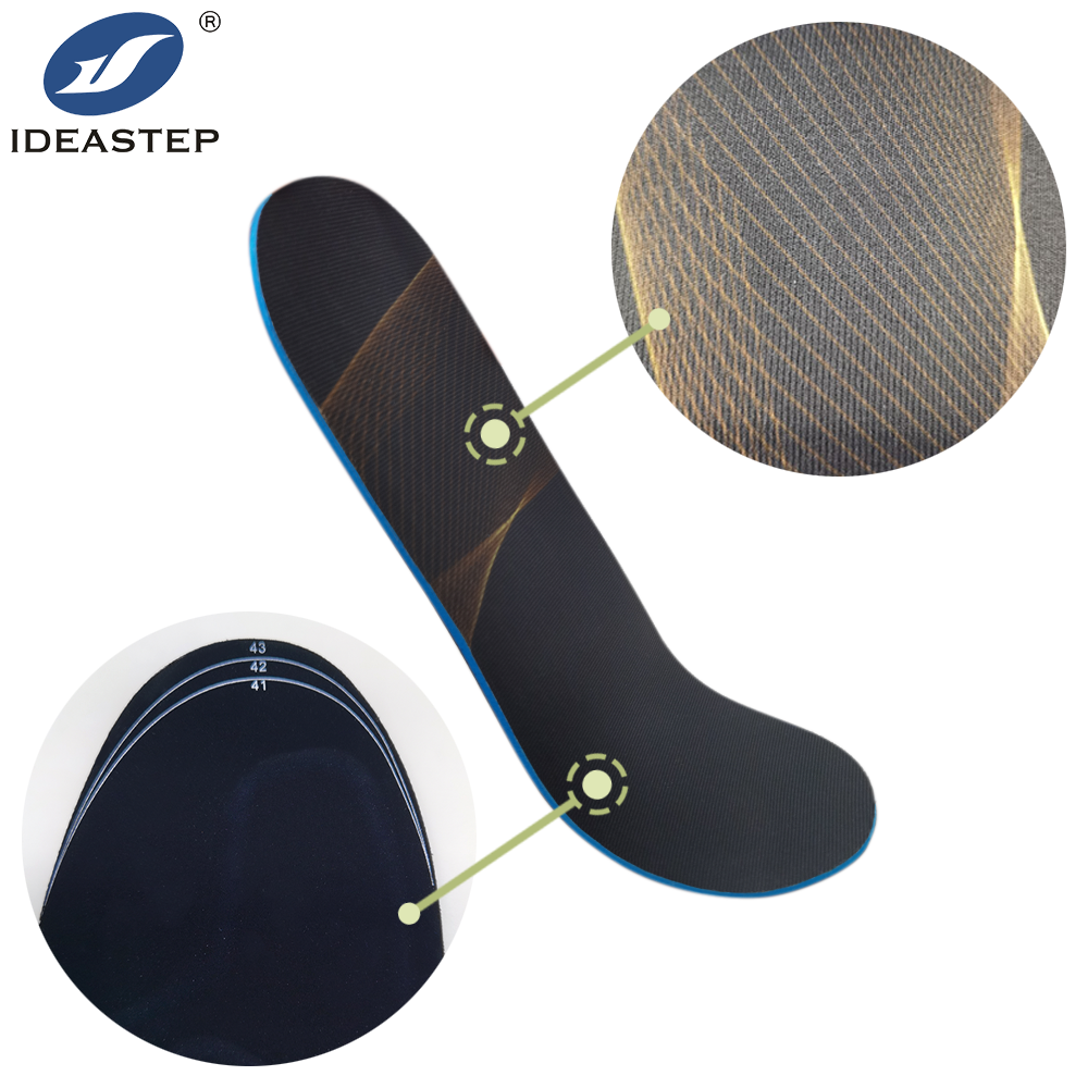 Heat-moldable golf insoles