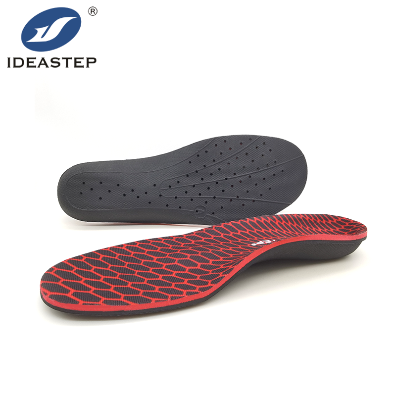 Heat moldable insoles for arch support