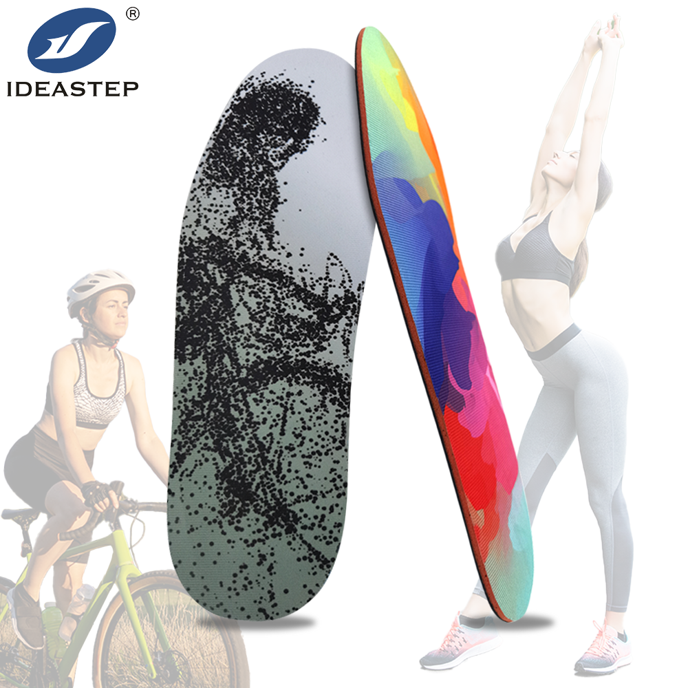 Heat moldable insoles