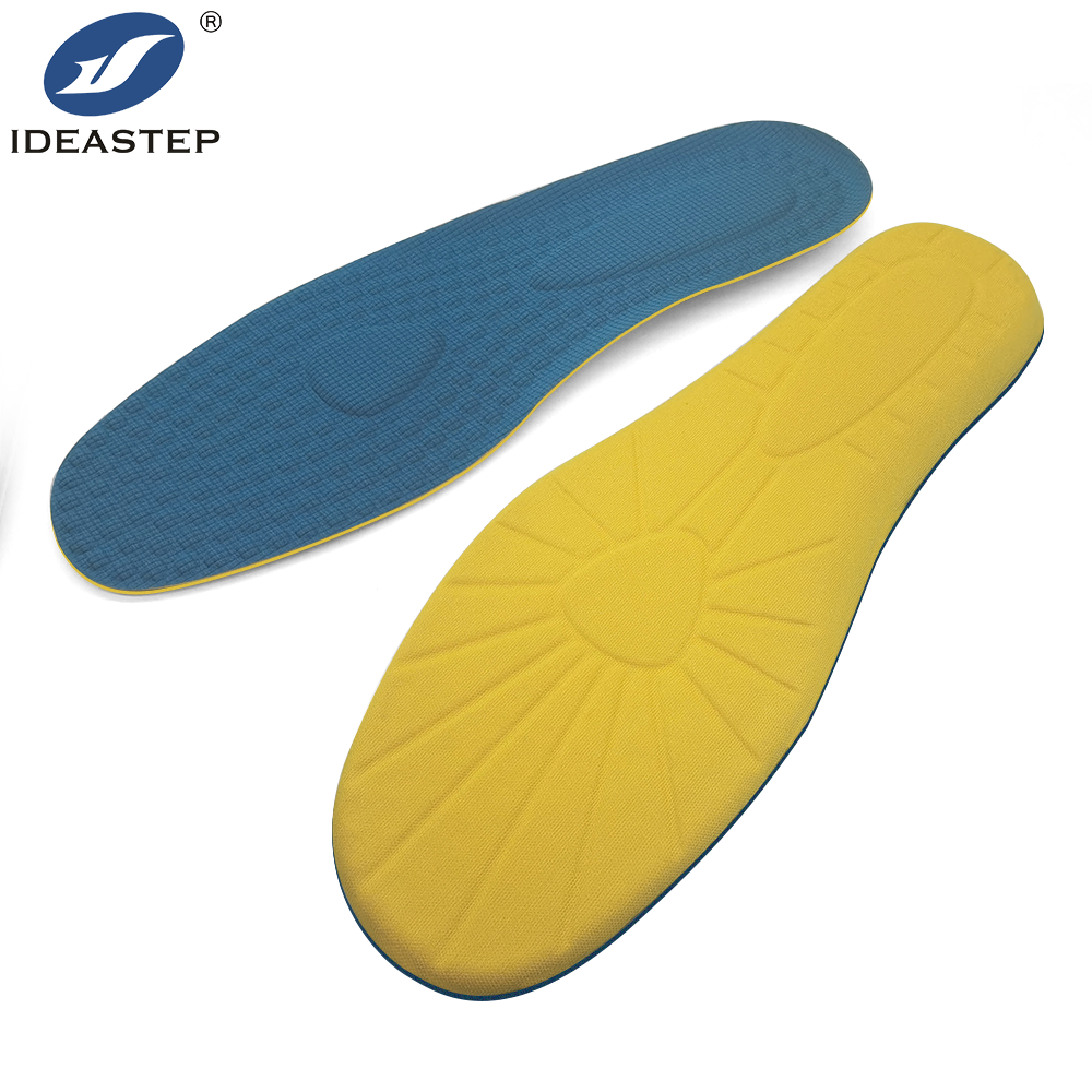 Medially supporting latex insoles