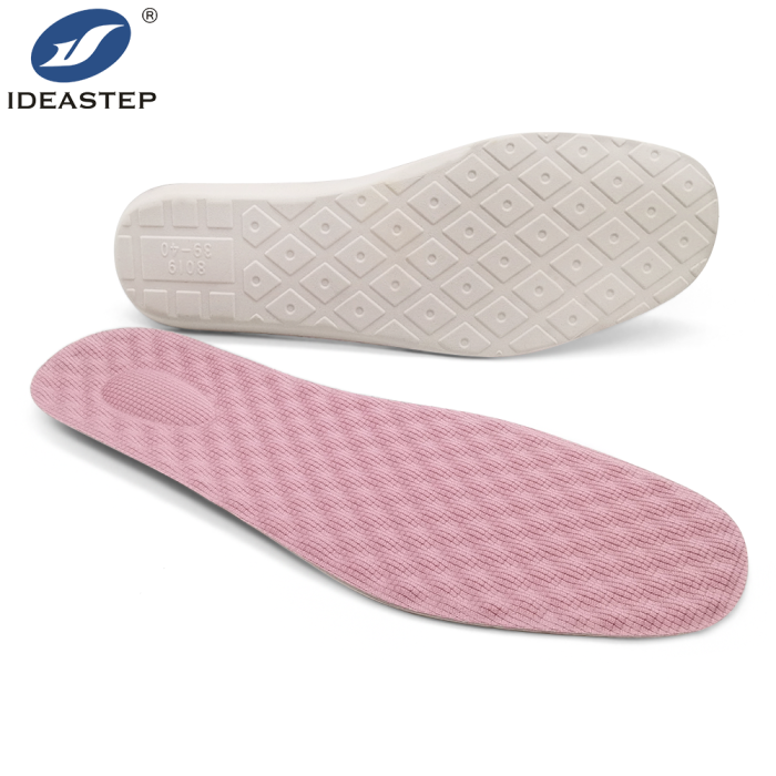 Soft pressure alleviation latex insoles