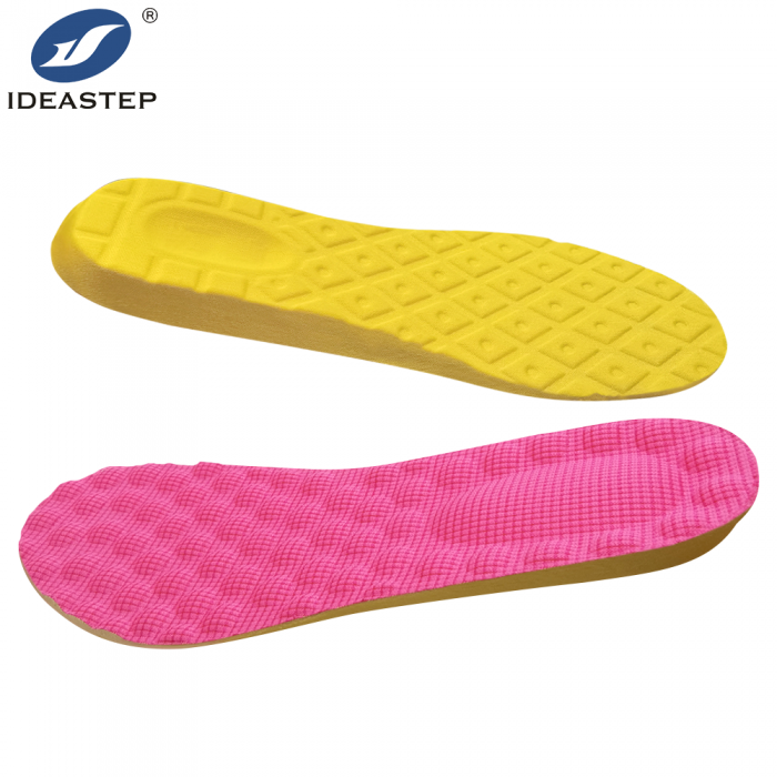 Soft and anti-microbial latex insoles