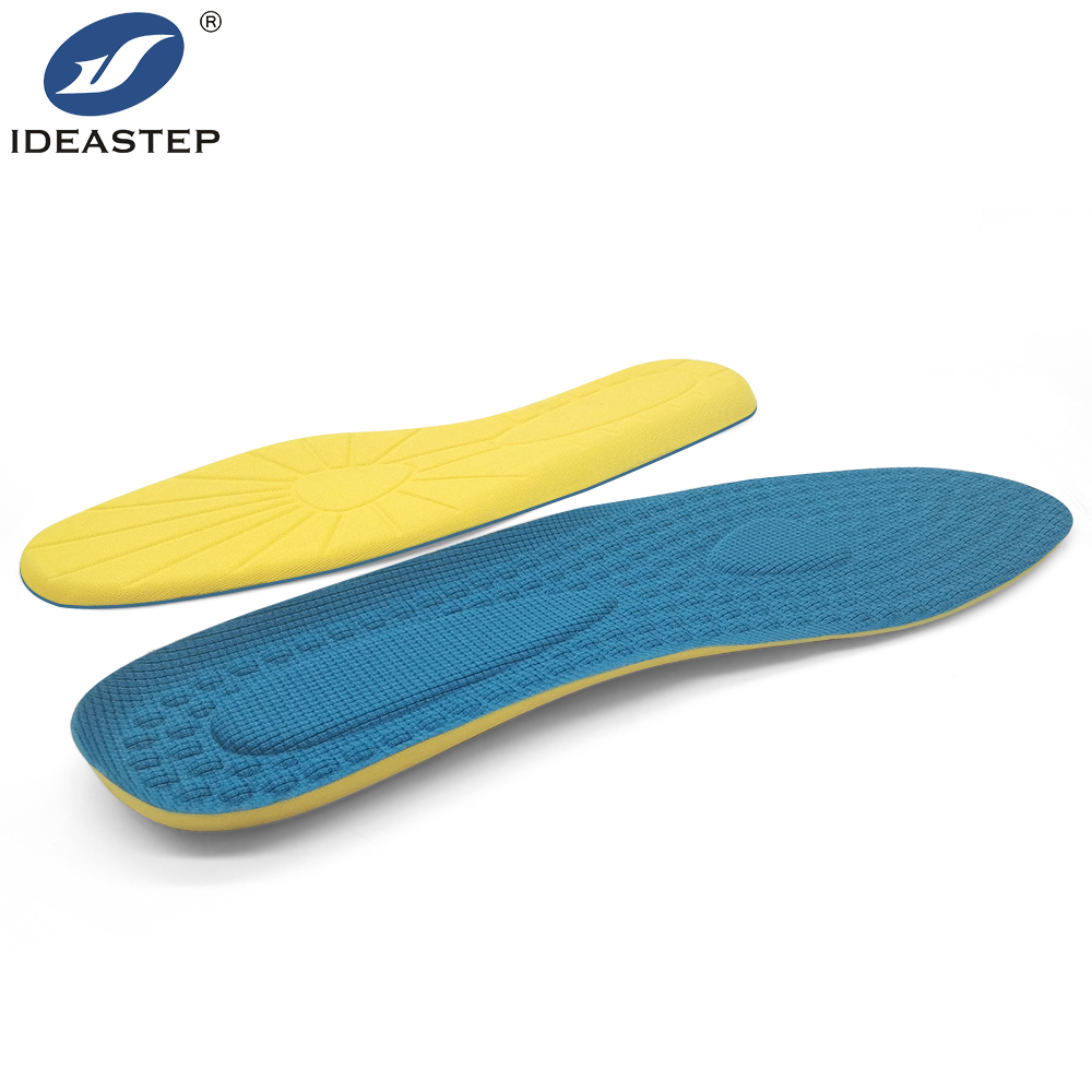 Medially supporting latex insoles