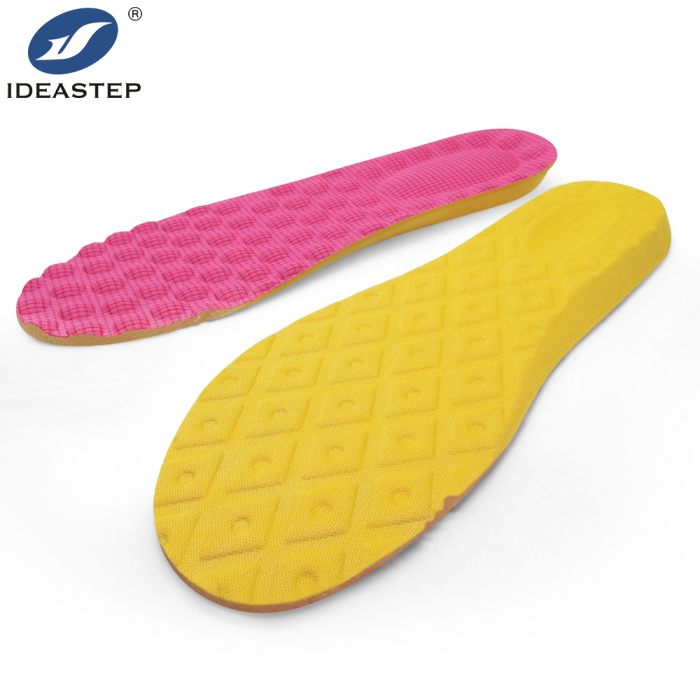 Soft and anti-microbial latex insoles