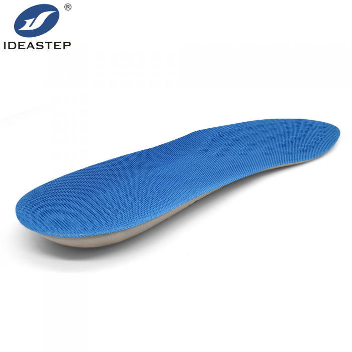 High rebound and odor-resistant latex insoles