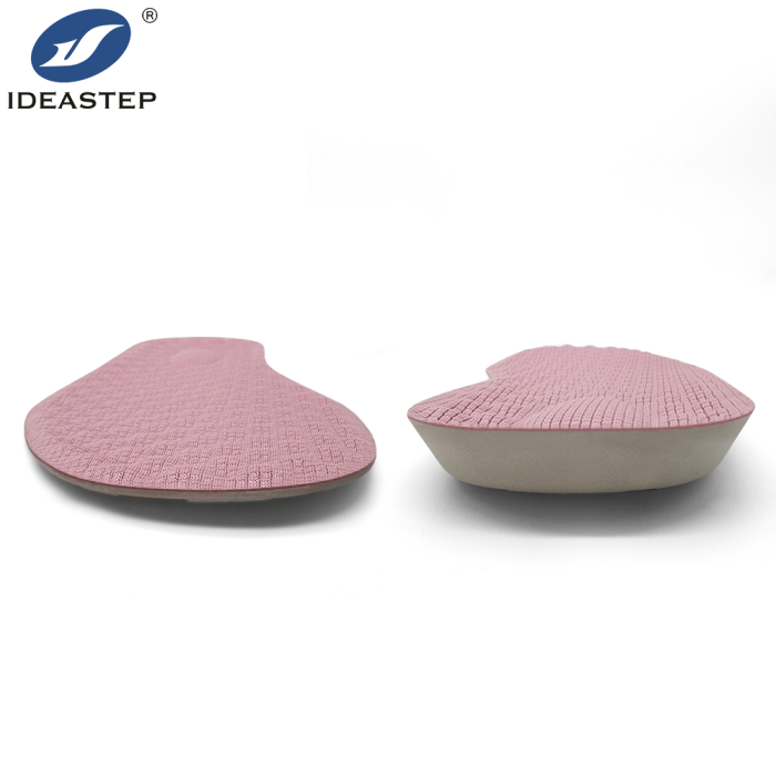 Soft pressure alleviation latex insoles