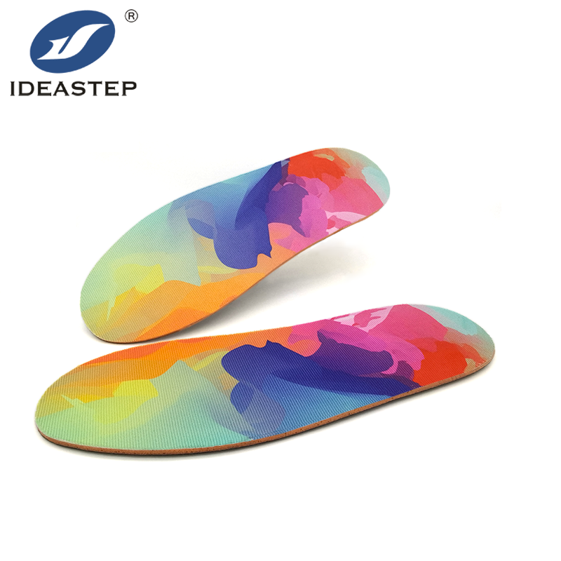 Nahiangay nga cushioning alang sa adlaw-adlaw nga paglakaw insoles